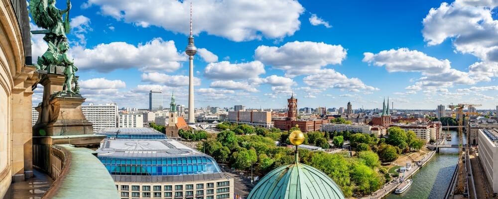 Staatsexamen Rechtswissenschaft - Schwerpunkt Wirtschaft in Berlin