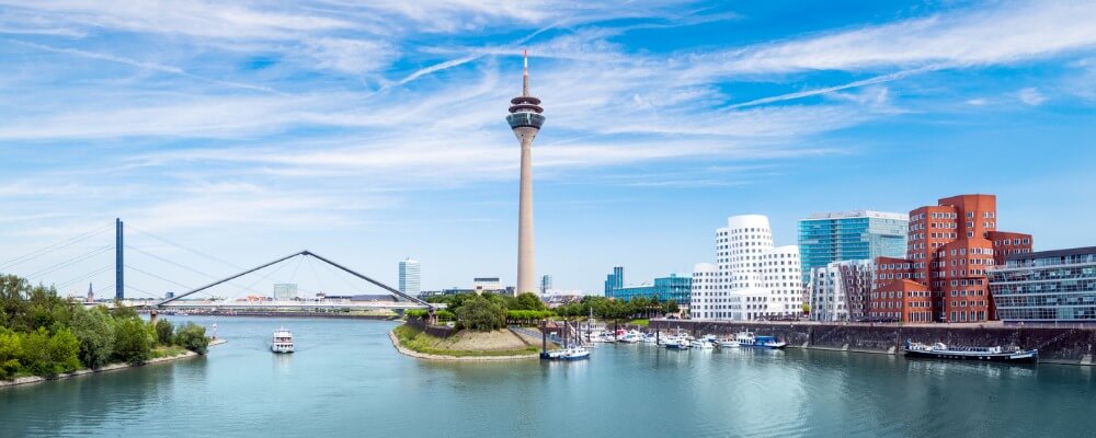 Berufsbegleitendes Präsenzstudium Steuerrecht in Düsseldorf