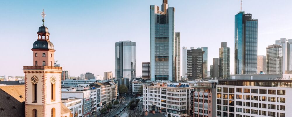 Bachelor Wirtschaftsrecht in Frankfurt am Main