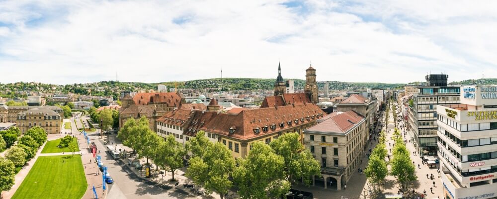 Berufsbegleitendes Präsenzstudium Wirtschaftsrecht in Stuttgart